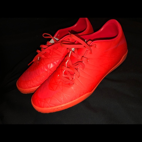 Adidas Hypervenom - Picture 1 of 5